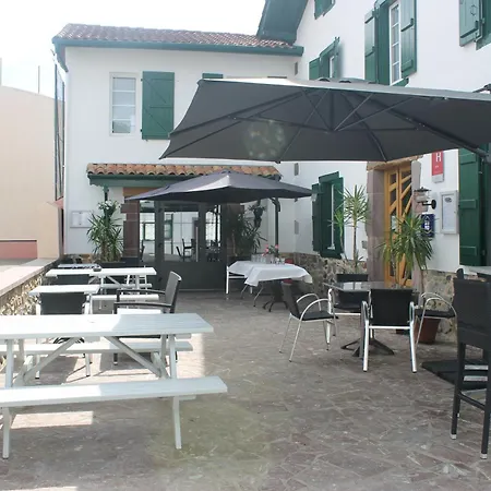 爱库伊尼亚酒店 Lasse (Pyrenees-Atlantiques)