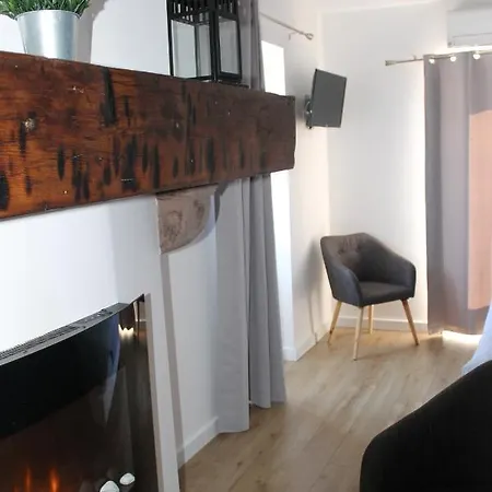 Hotel Etchoinia 2*